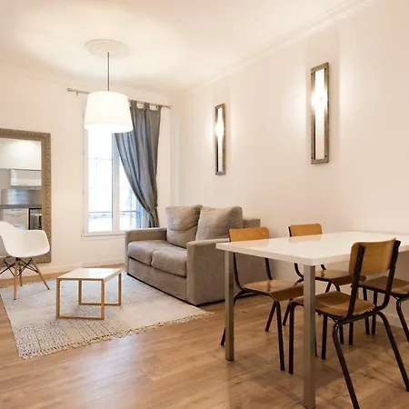 F2 Mezzanine Centre 1 Min De La Apartment Saint-Raphaël