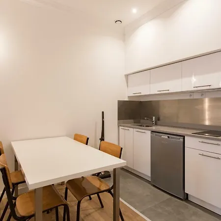 Apartment F2 Mezzanine Centre 1 Min De La